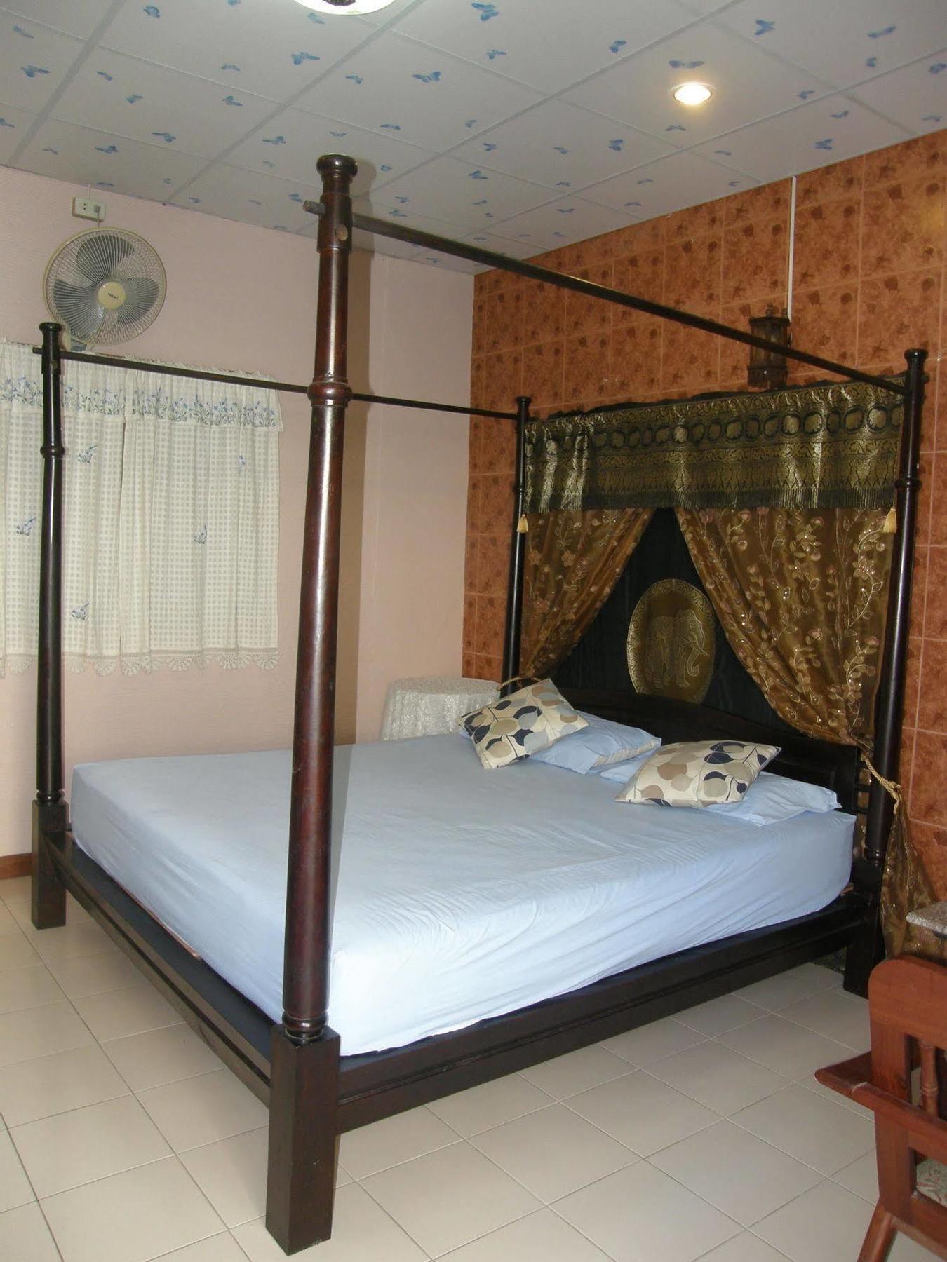 Anchana House Jomtien Beach Εξωτερικό φωτογραφία